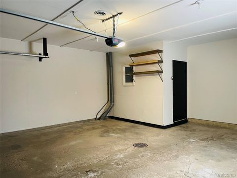 Tiny photo for 5273 Fairway Drive, Bay City City, MI 48706 (MLS # 20261002711)