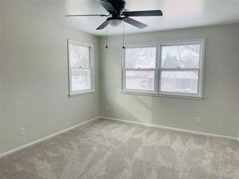 Tiny photo for 5273 Fairway Drive, Bay City City, MI 48706 (MLS # 20261002711)