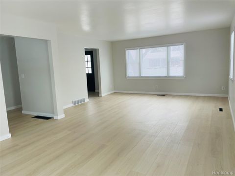 Tiny photo for 5273 Fairway Drive, Bay City City, MI 48706 (MLS # 20261002711)