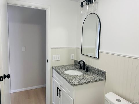 Tiny photo for 5273 Fairway Drive, Bay City City, MI 48706 (MLS # 20261002711)