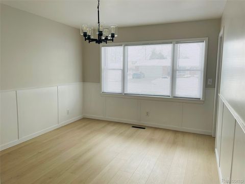 Tiny photo for 5273 Fairway Drive, Bay City City, MI 48706 (MLS # 20261002711)