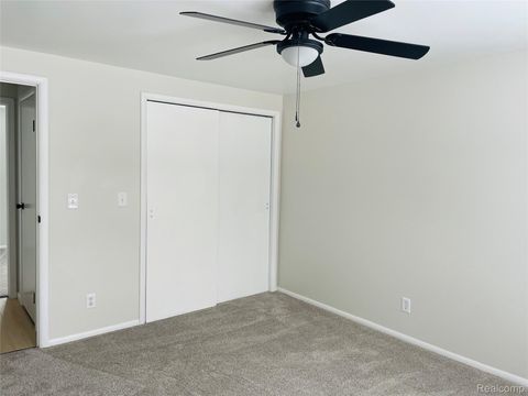 Tiny photo for 5273 Fairway Drive, Bay City City, MI 48706 (MLS # 20261002711)