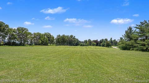 27000 Stancrest Drive Lyon Charter Township MI 48178