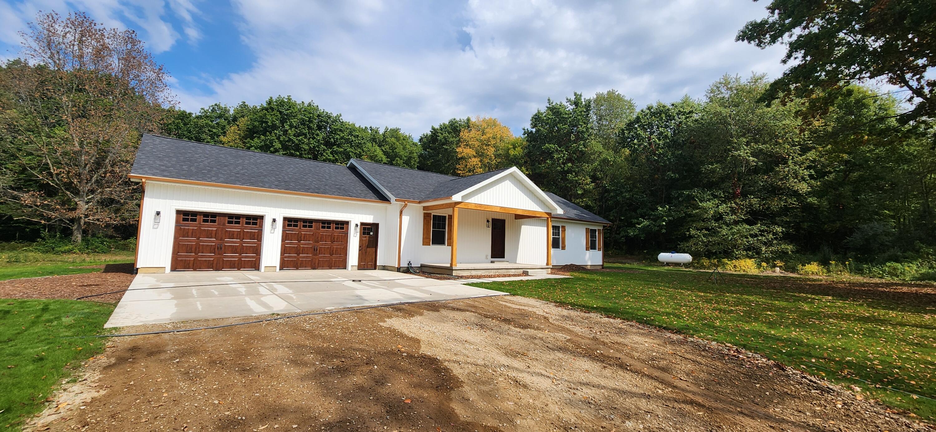 1625 Secluded Acres Drive