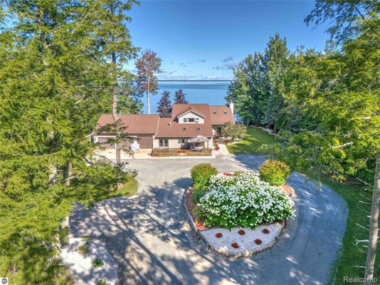 93N COUNTY ROAD 441, MANISTIQUE, MI 49854 - Image a140ebf4f5f2033f0d42bac314d4a37b/3544778159