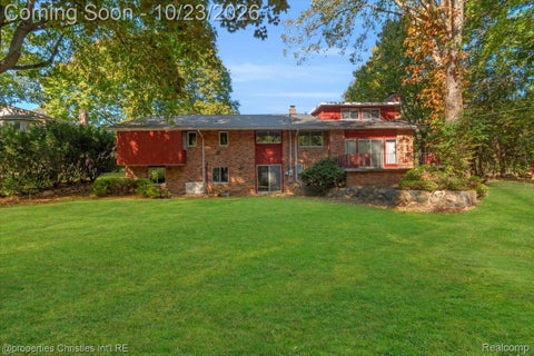 Tiny photo for 2779 W Wattles Road, Troy City, MI 48098 (MLS # 20261085144)