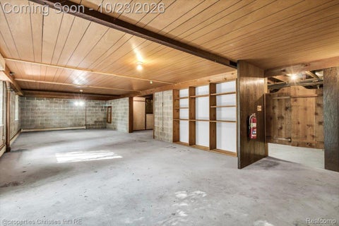 Tiny photo for 2779 W Wattles Road, Troy City, MI 48098 (MLS # 20261085144)
