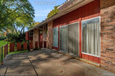 Tiny photo for 2779 W Wattles Road, Troy City, MI 48098 (MLS # 20261085144)