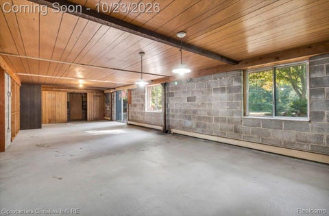 Tiny photo for 2779 W Wattles Road, Troy City, MI 48098 (MLS # 20261085144)