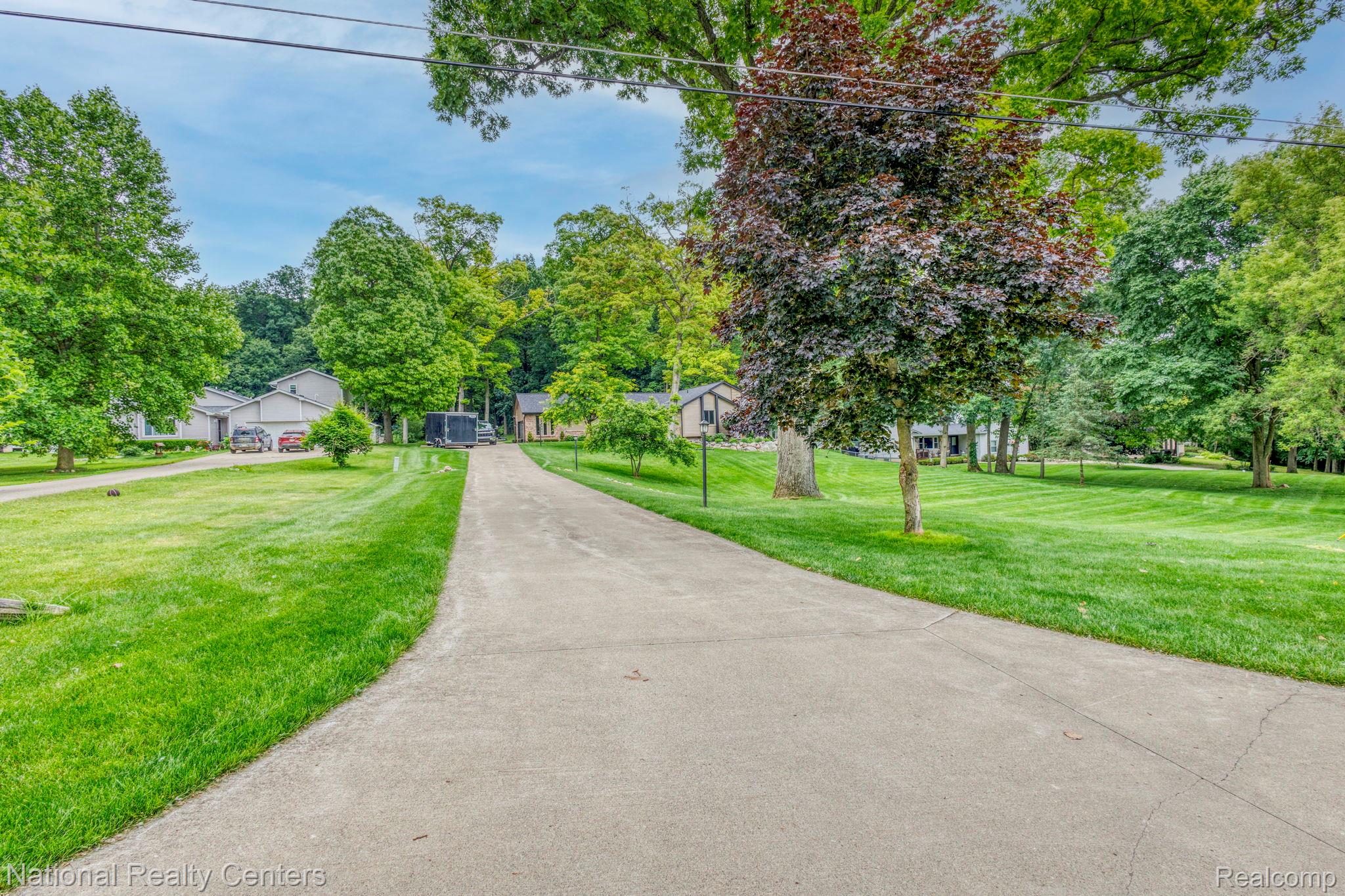 2900 Lynn Drive