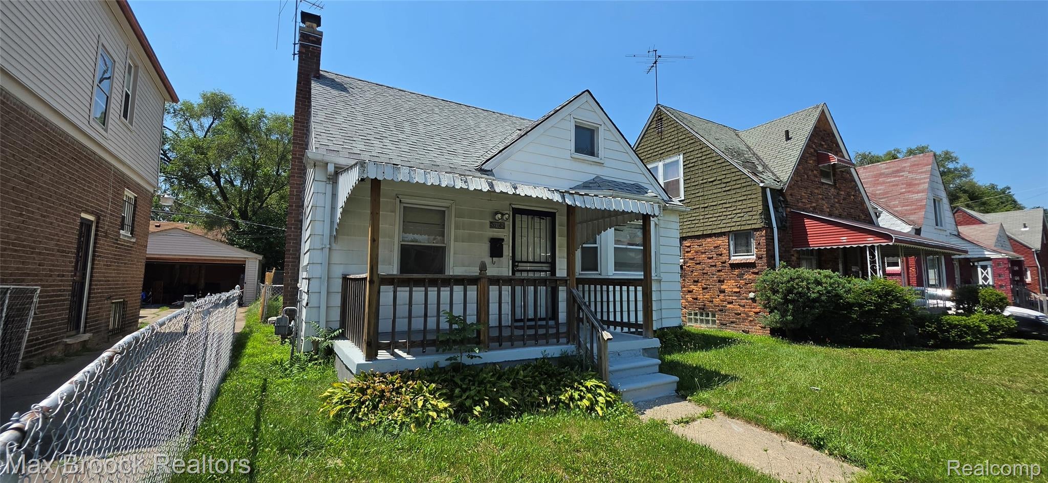 20145 Russell Street