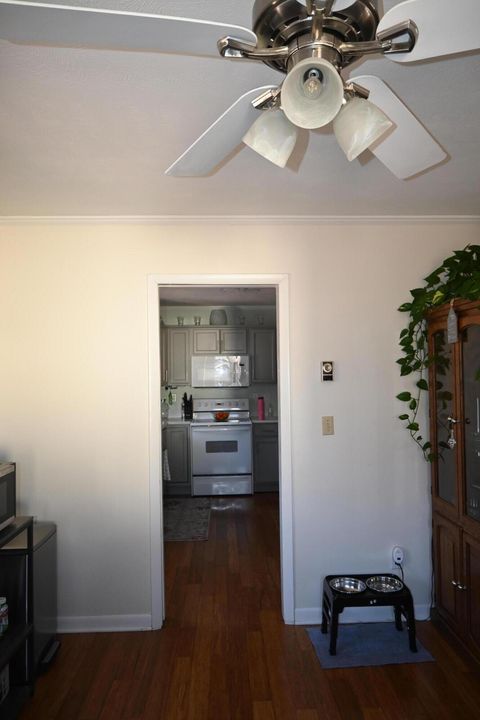 Tiny photo for 544 Terry Street, Muskegon Charter Township, MI 49442 (MLS # 71026009562)