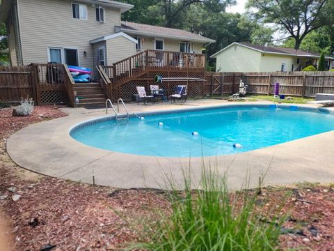 Tiny photo for 544 Terry Street, Muskegon Charter Township, MI 49442 (MLS # 71026009562)