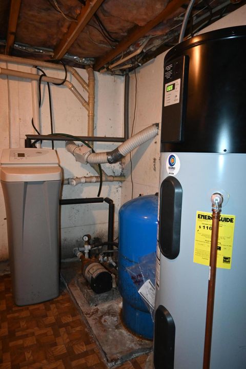 Tiny photo for 544 Terry Street, Muskegon Charter Township, MI 49442 (MLS # 71026009562)