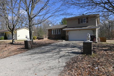 Tiny photo for 544 Terry Street, Muskegon Charter Township, MI 49442 (MLS # 71026009562)