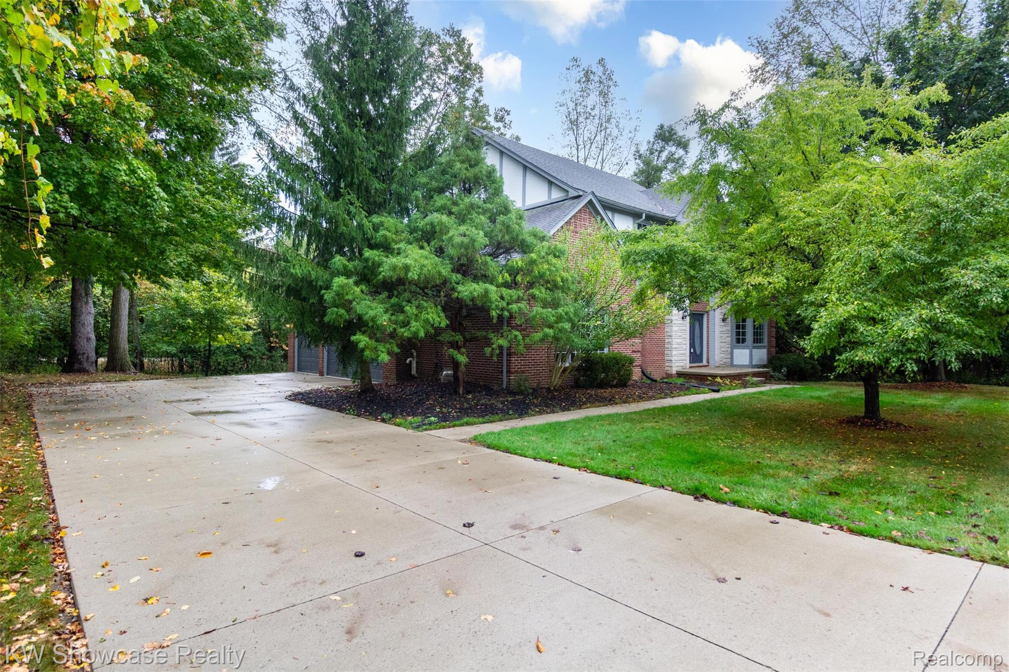 30950 Bruce Lane