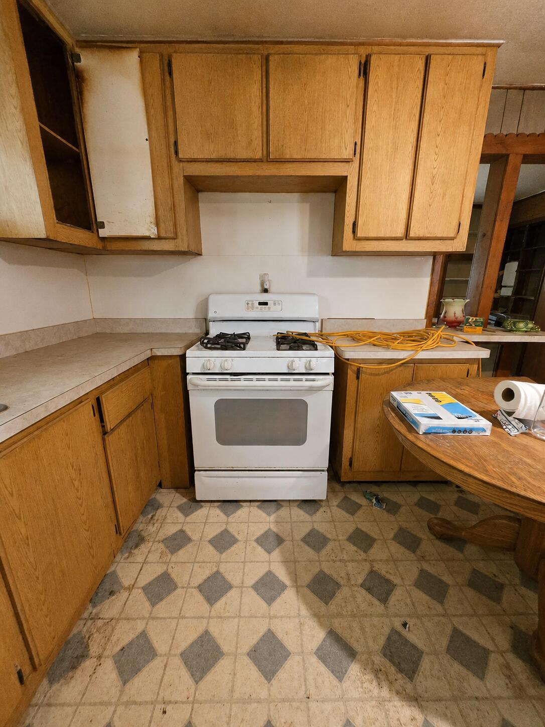 312 W 7th