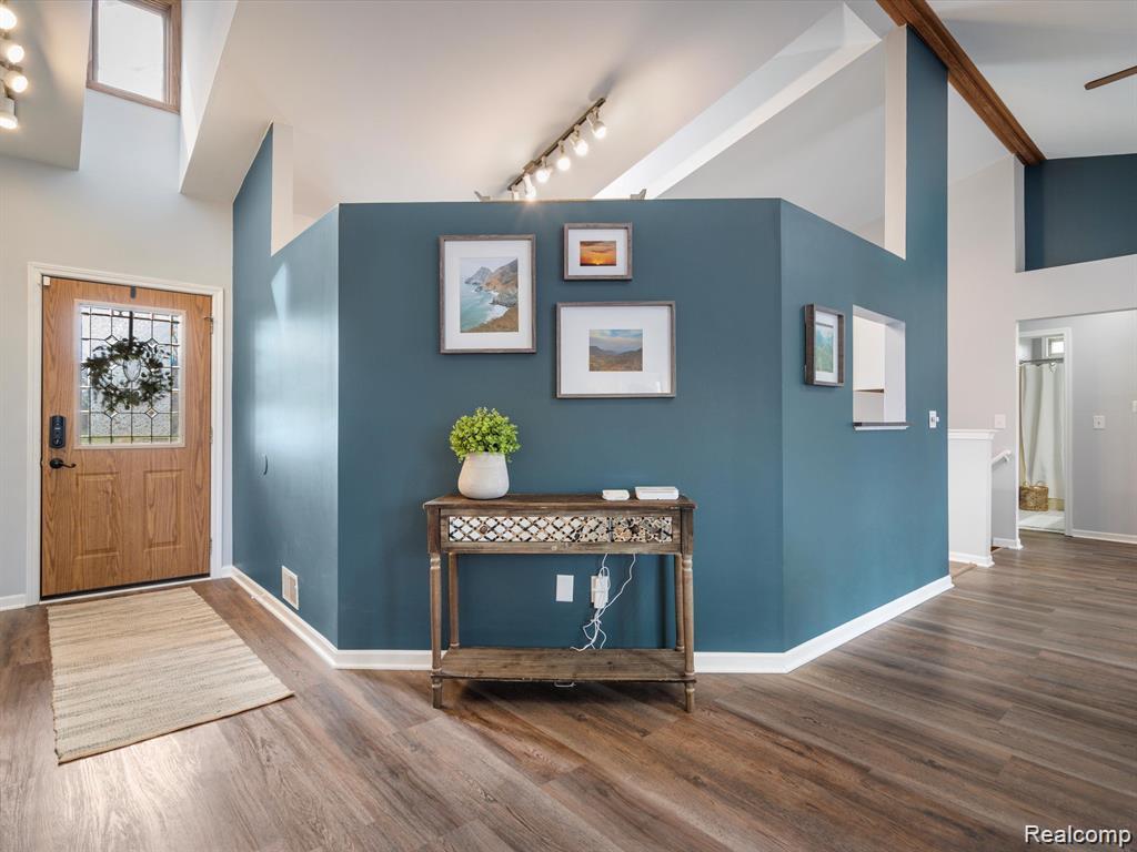 Ortonville Village, Michigan 48462, United States, 3 Bedrooms Bedrooms, ,3 BathroomsBathrooms,Residential,Active,212717