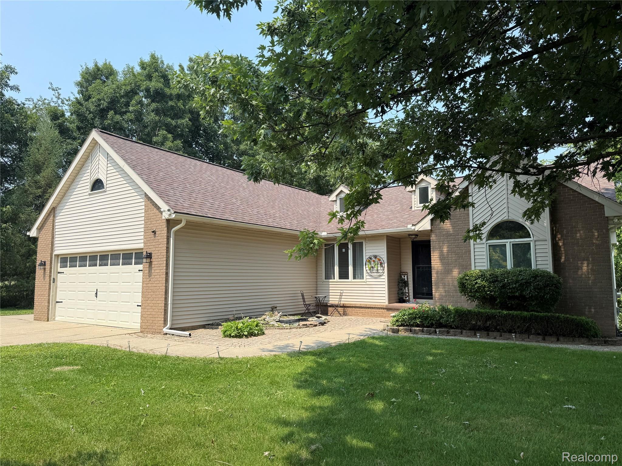 Ortonville Village, Michigan 48462, United States, 3 Bedrooms Bedrooms, ,3 BathroomsBathrooms,Residential,Active,212717