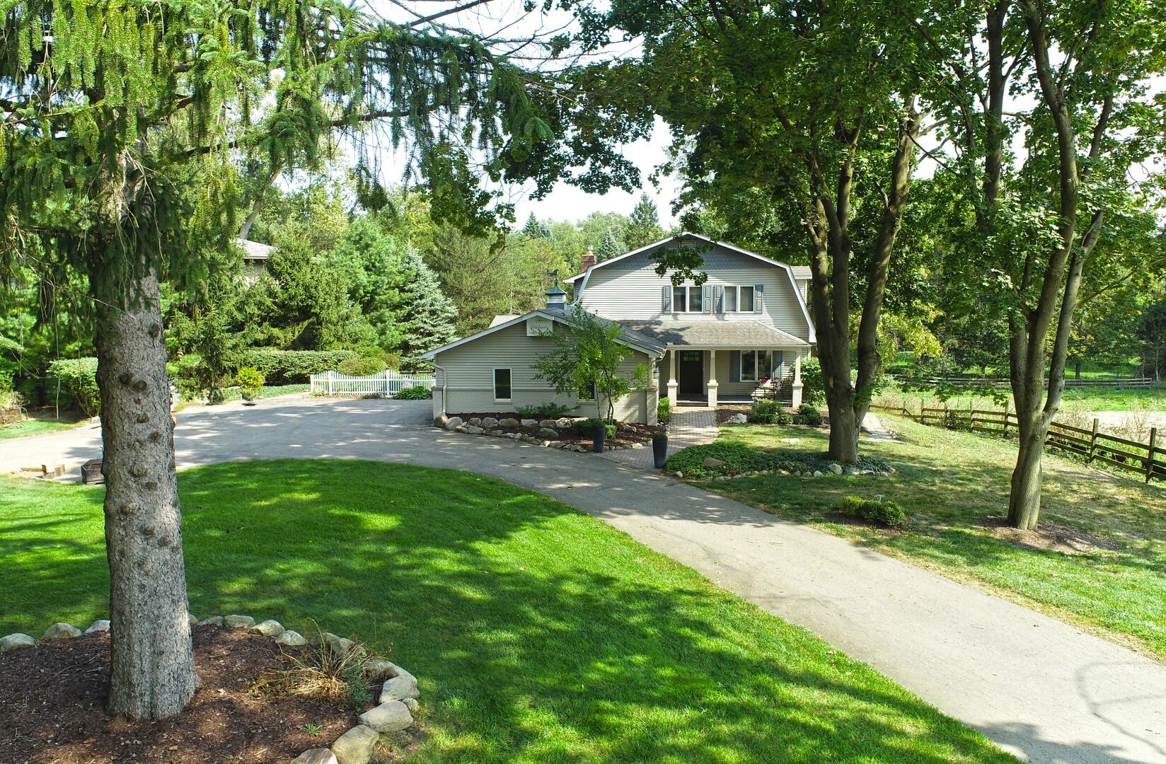 18760 Valencia Street