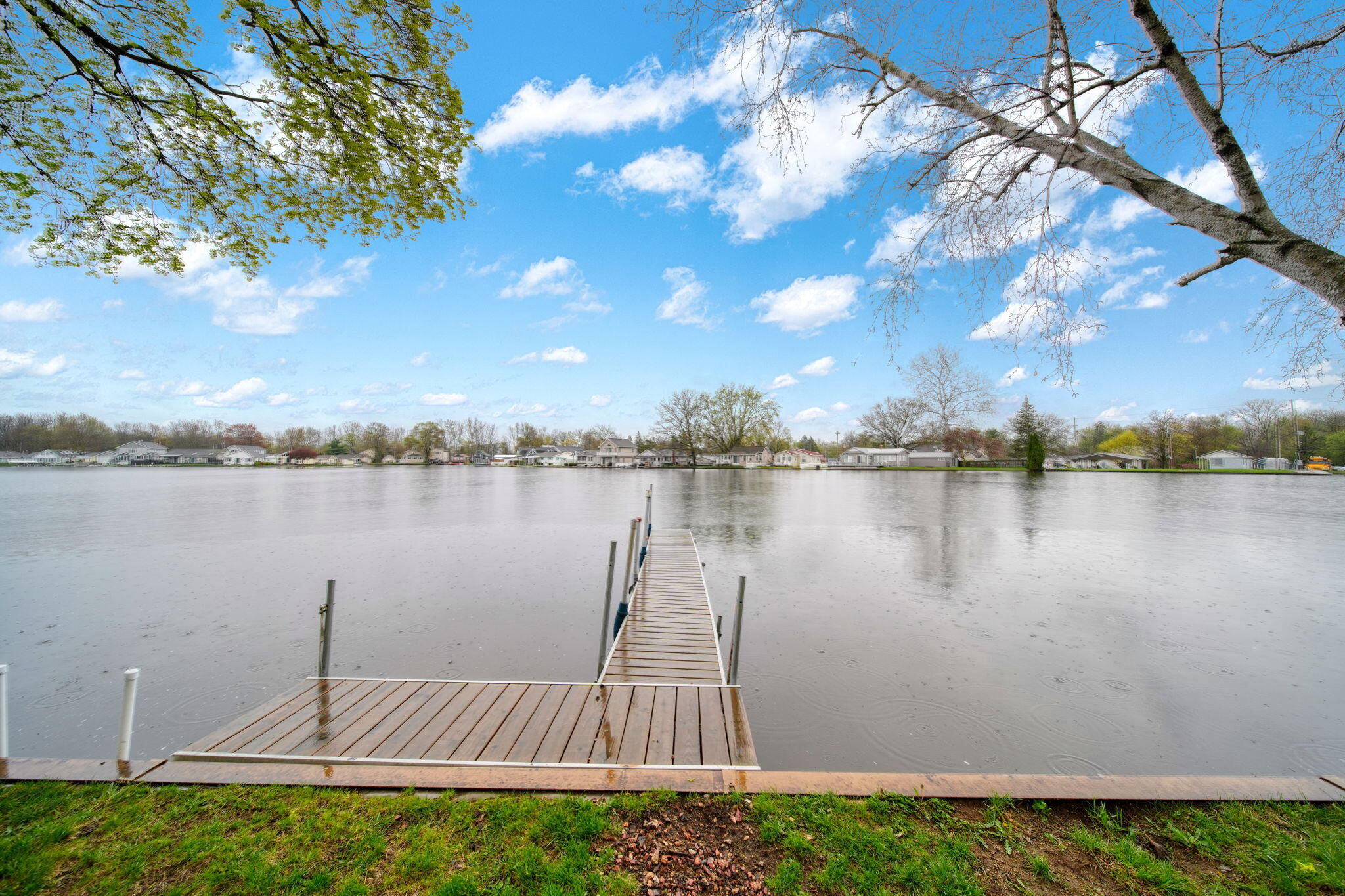 131 N Lakeside Drive