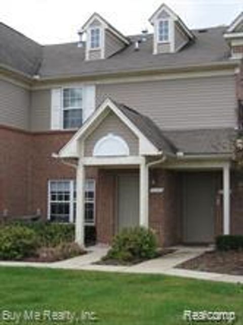 20006 Hidden Oaks Drive Brownstown Charter Township MI 48183