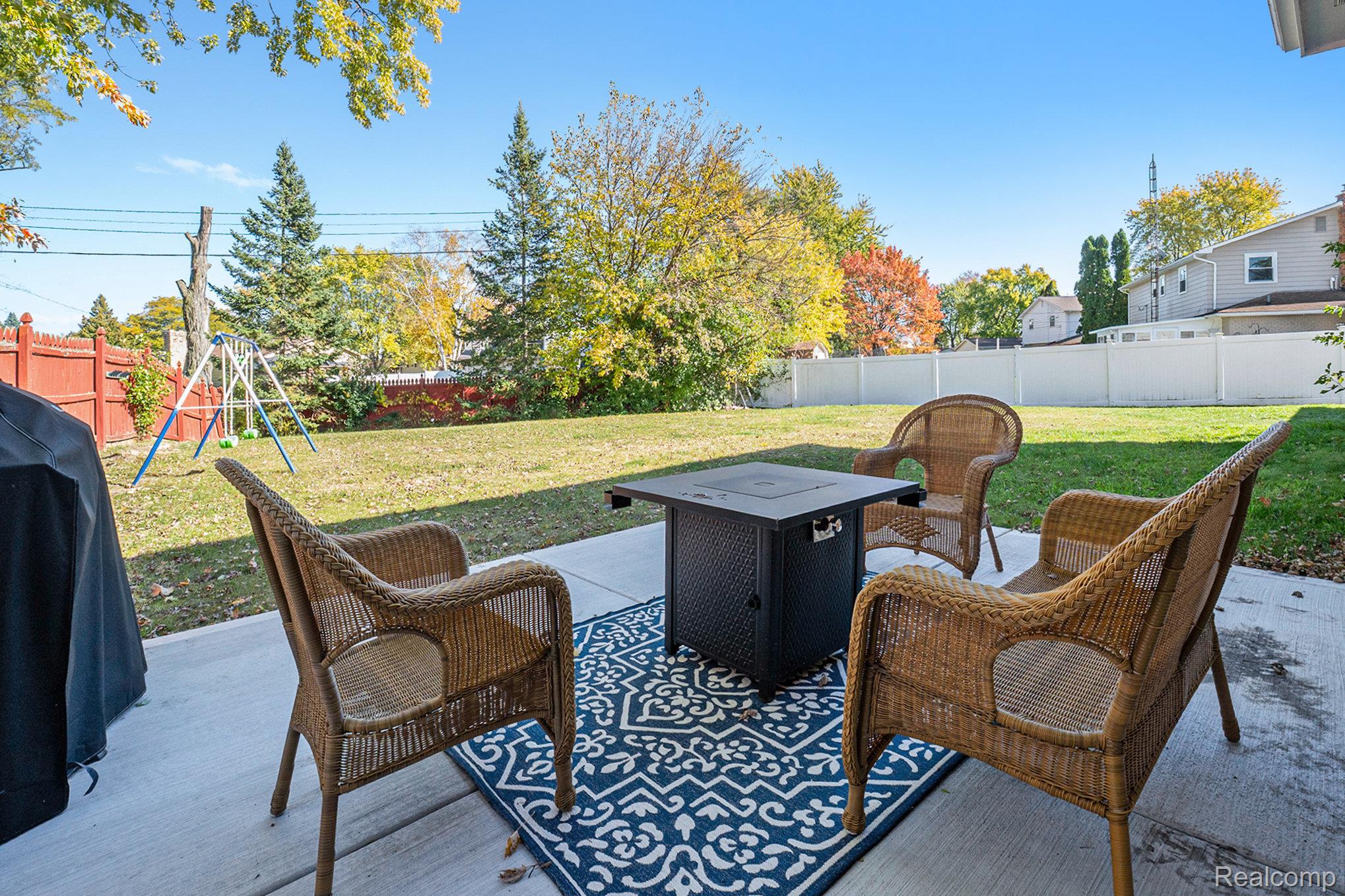 6137 Pebbleshire Drive