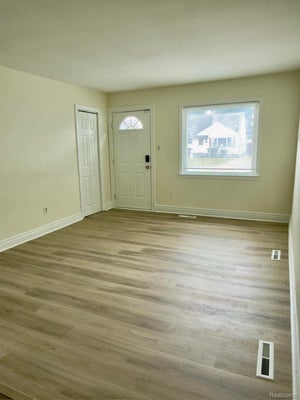 29814 DOVER ST, GARDEN CITY, MI 48135 - Image a16d3992b0f23cacf76e956ed0b8d9ea/3290003564