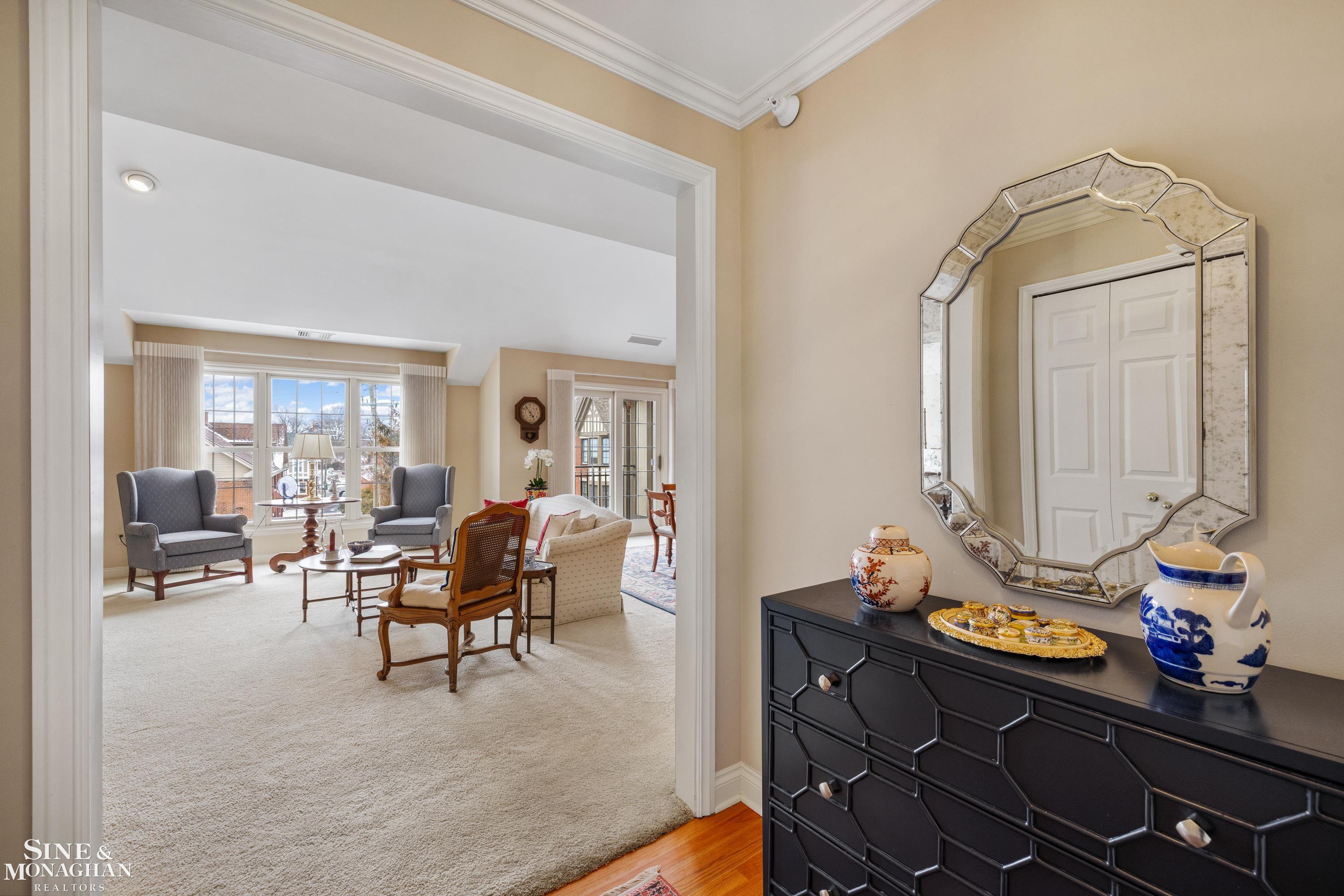 32 Pointe Park Place