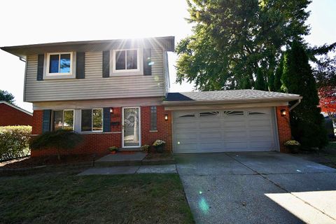 12816 Kinlock Drive Sterling Heights City MI 48312