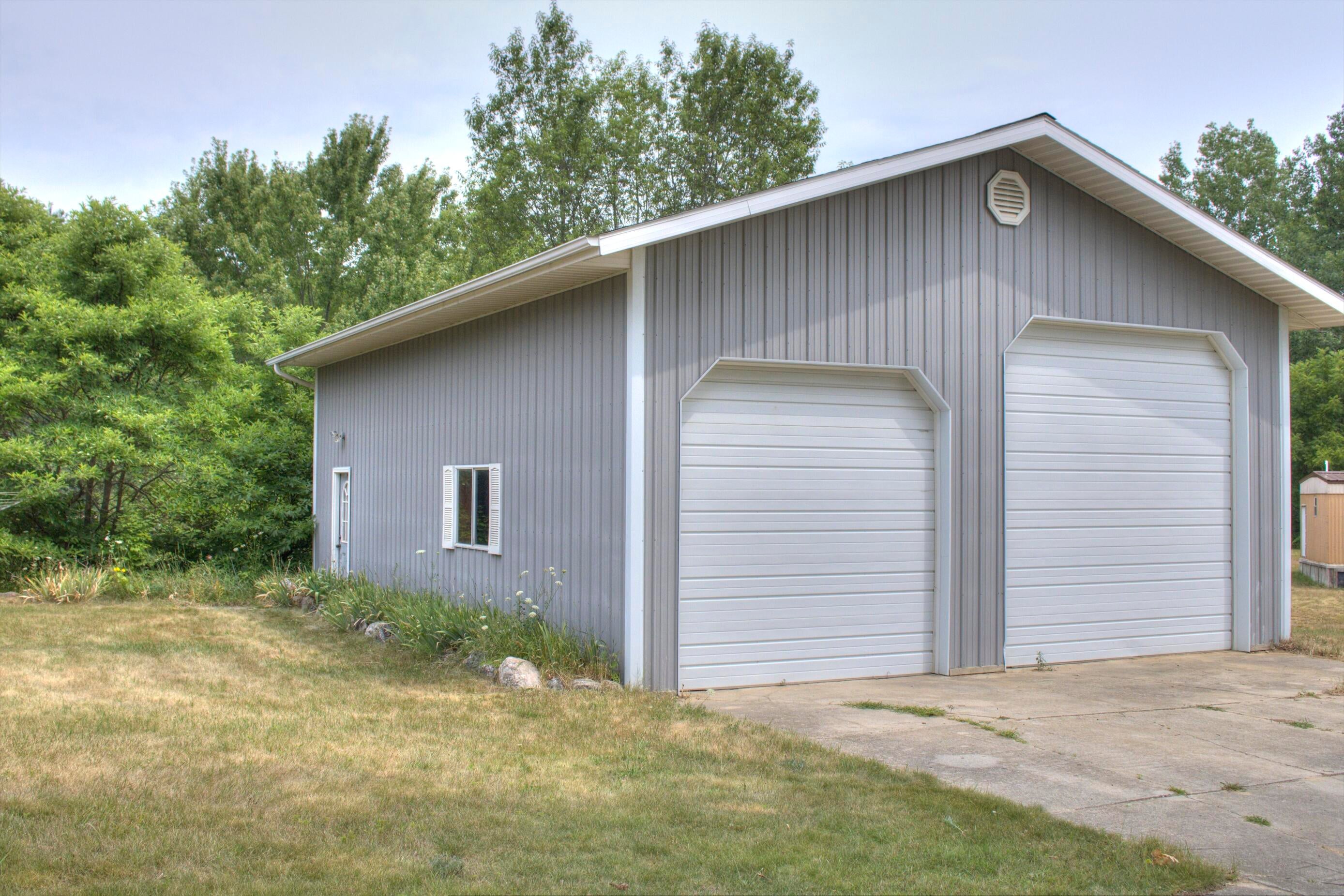 8015 E Sanders Road