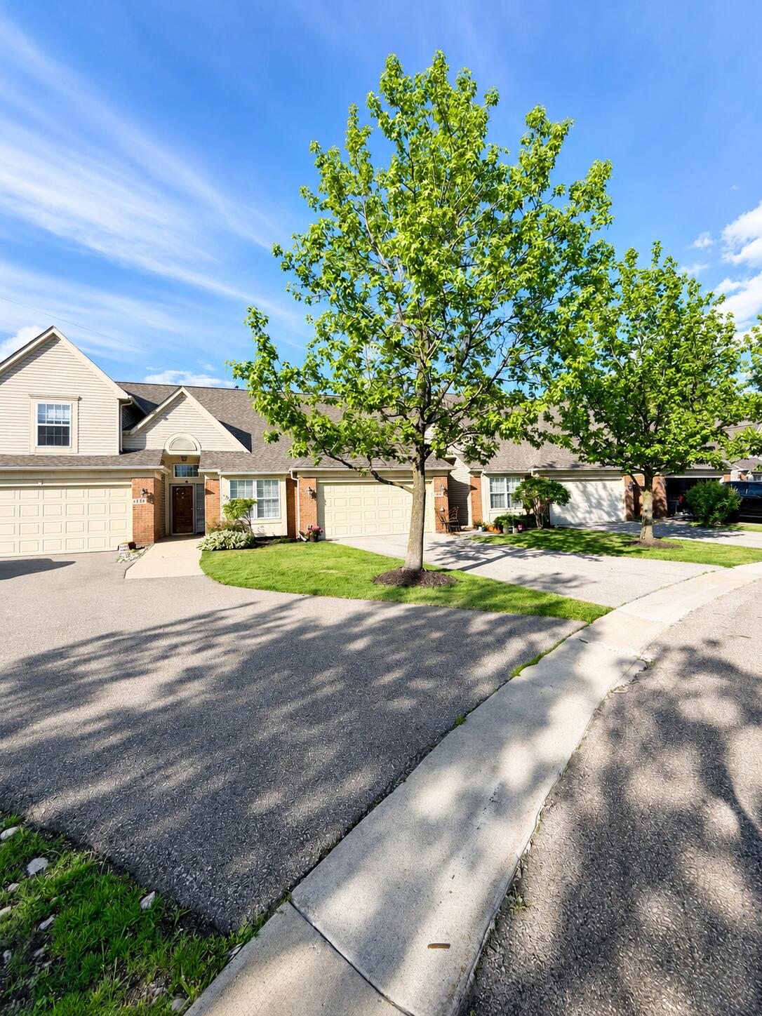 5455 Greenway Drive 70