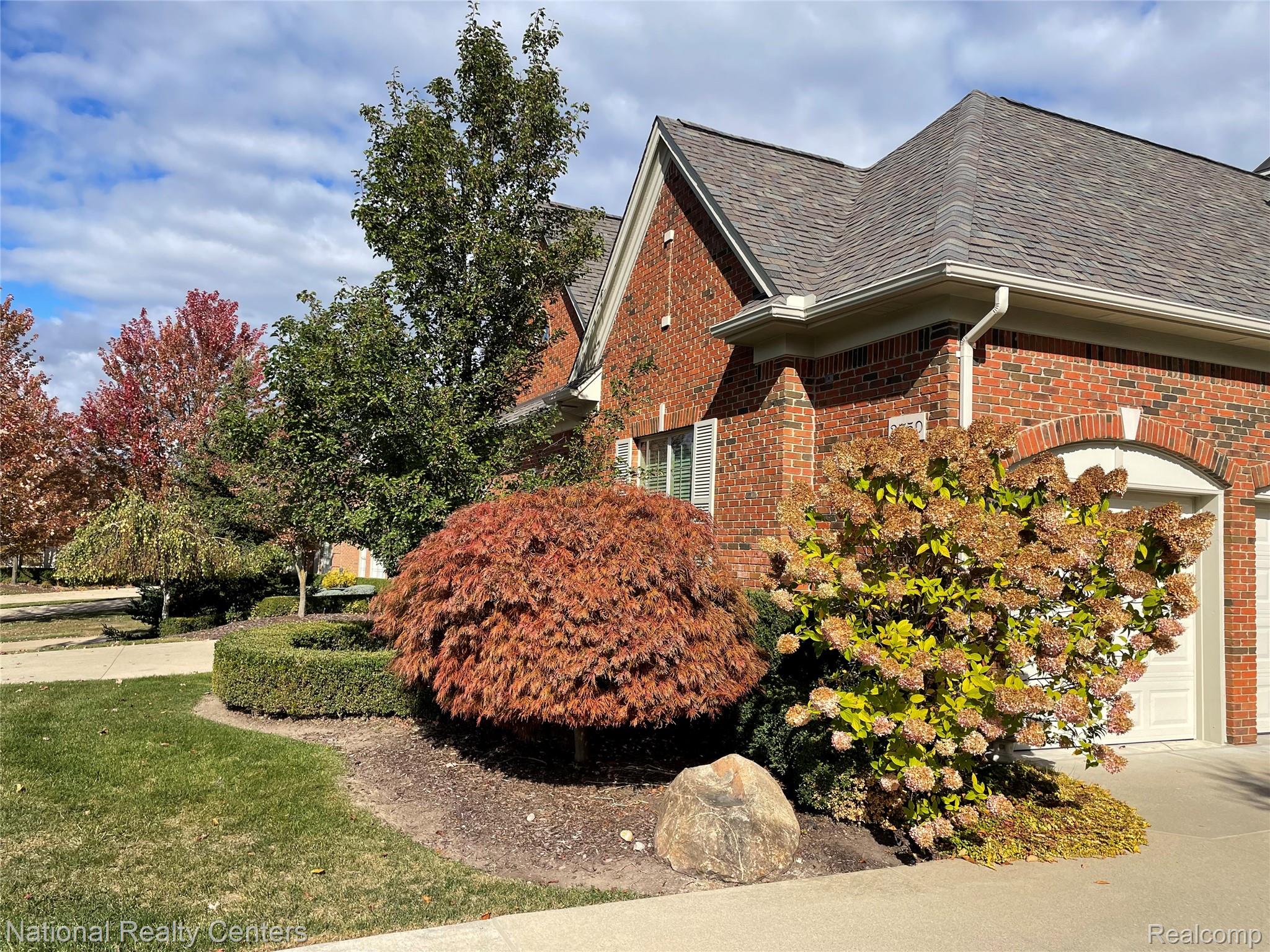 2750 Castlemartin Court