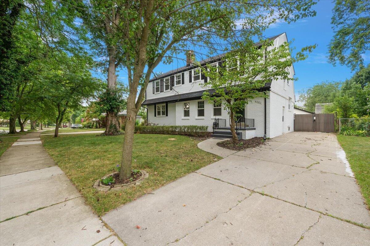 4167 Arlington Drive