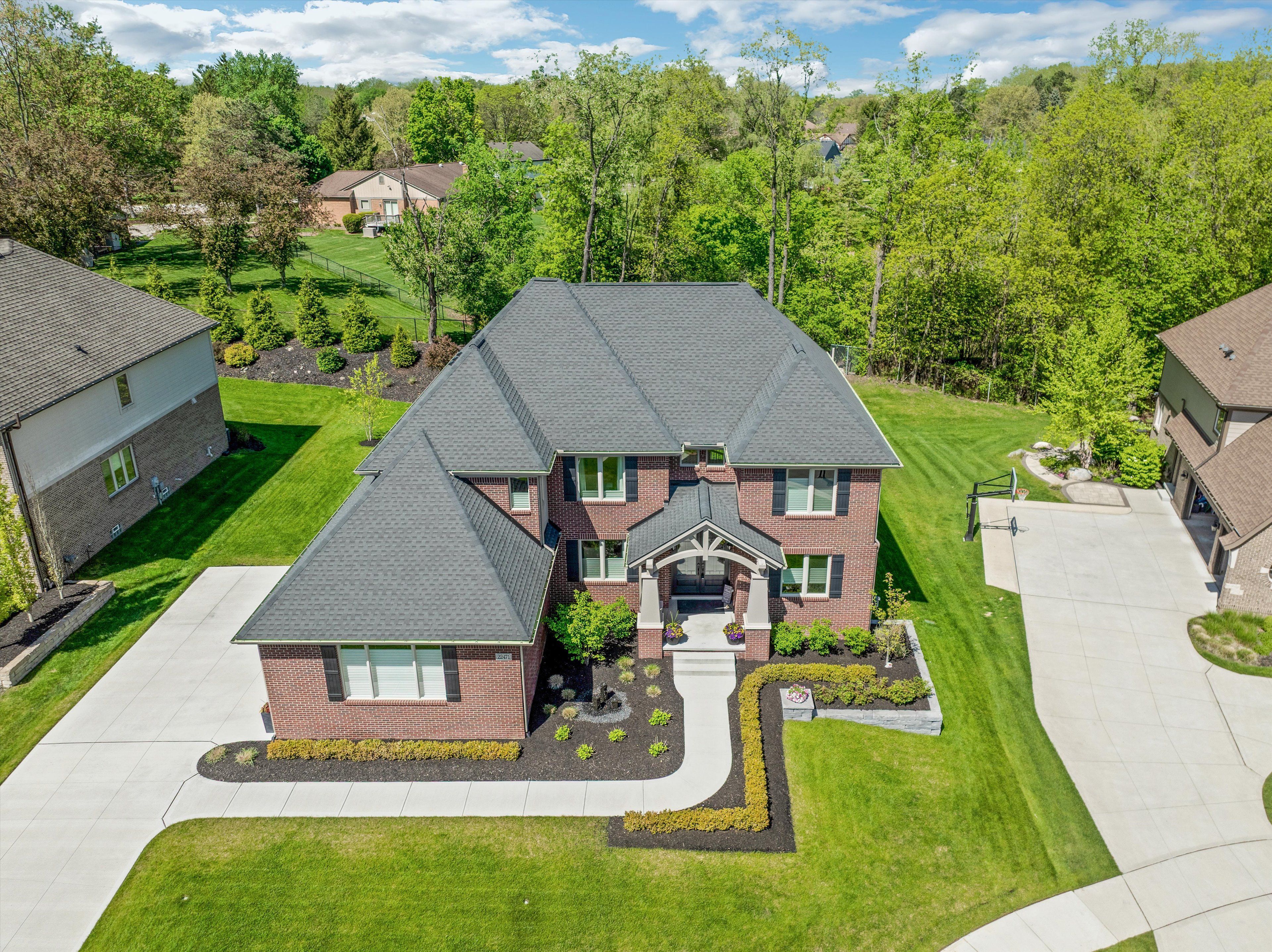 22471 MONTEBELLO