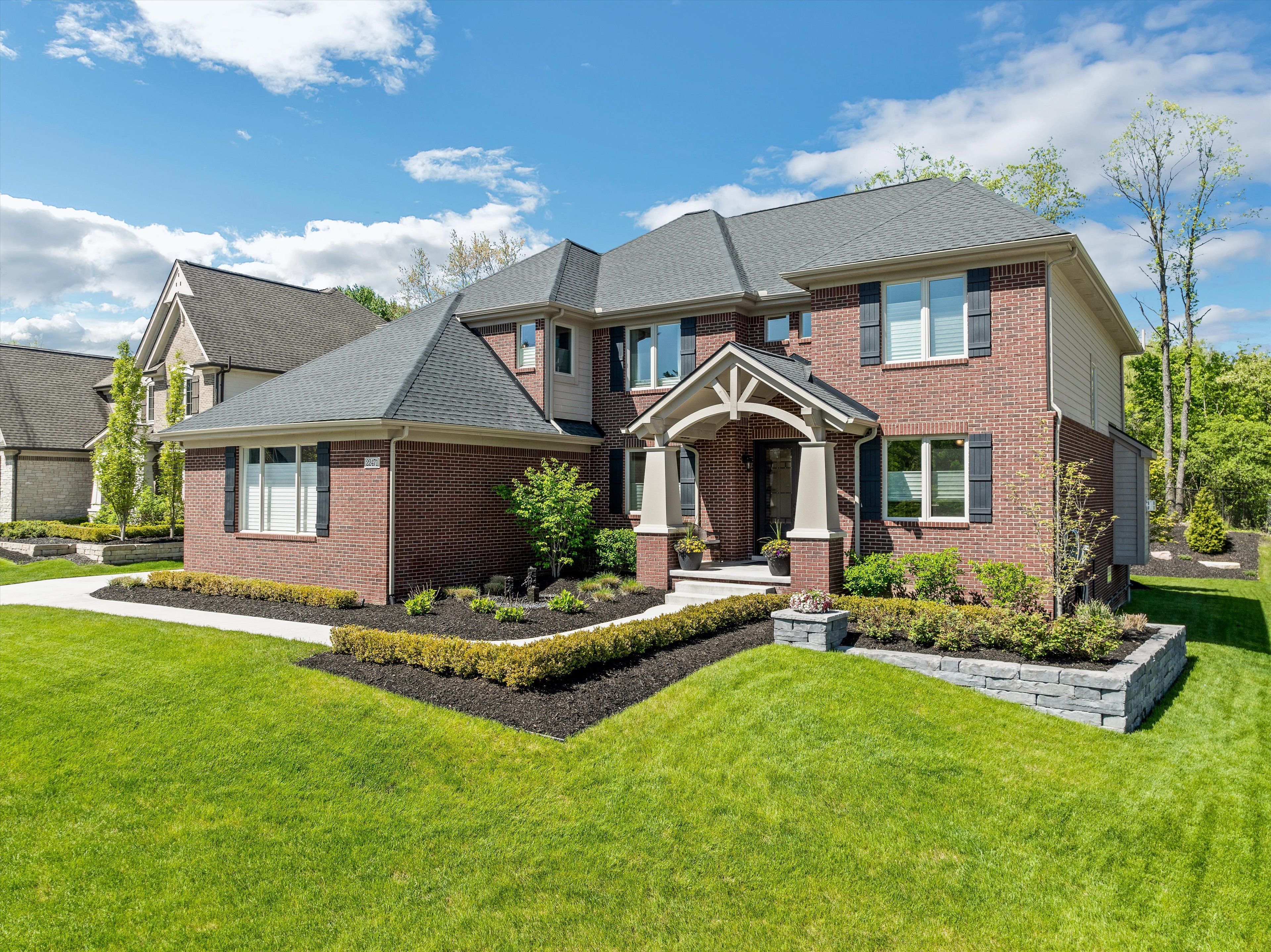 22471 MONTEBELLO