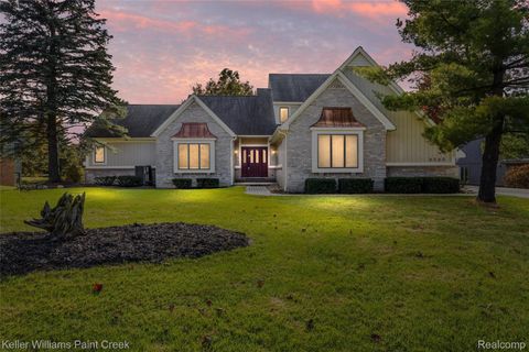 6595 Deer Ridge Drive Independence Charter Township MI 48348