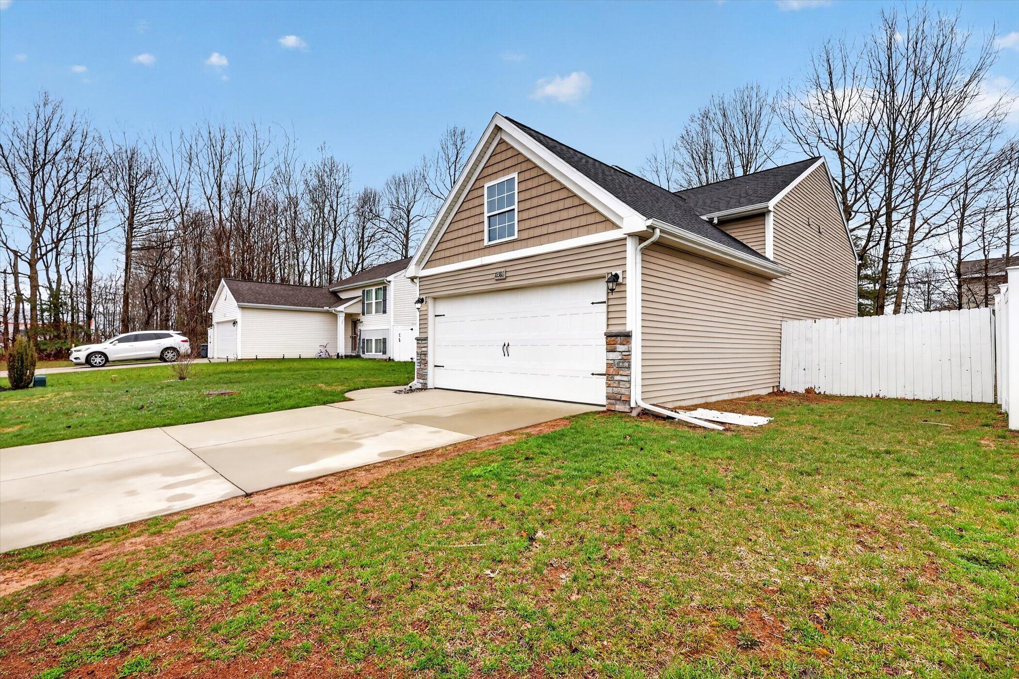 72386 Beacon Court