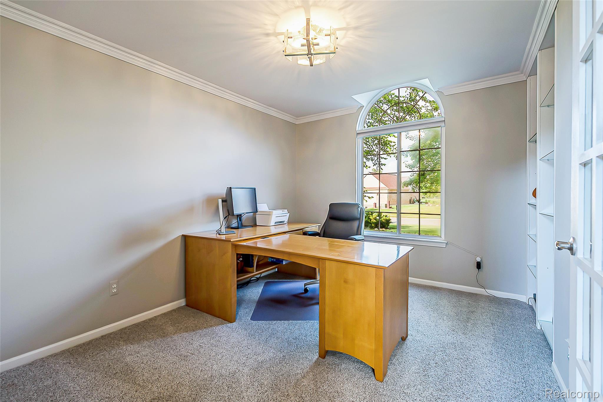 25823 Carriage Lane