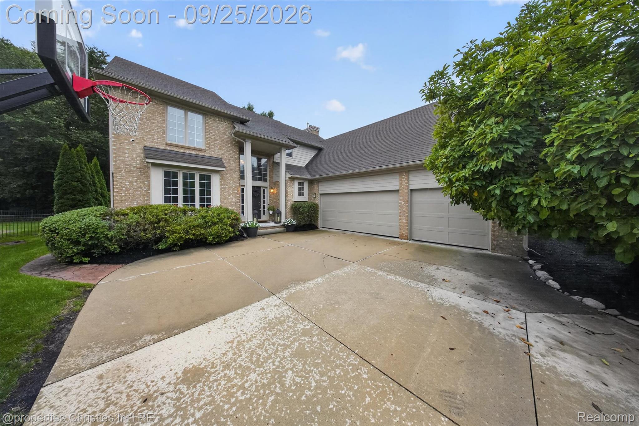 18032 Cascade Drive
