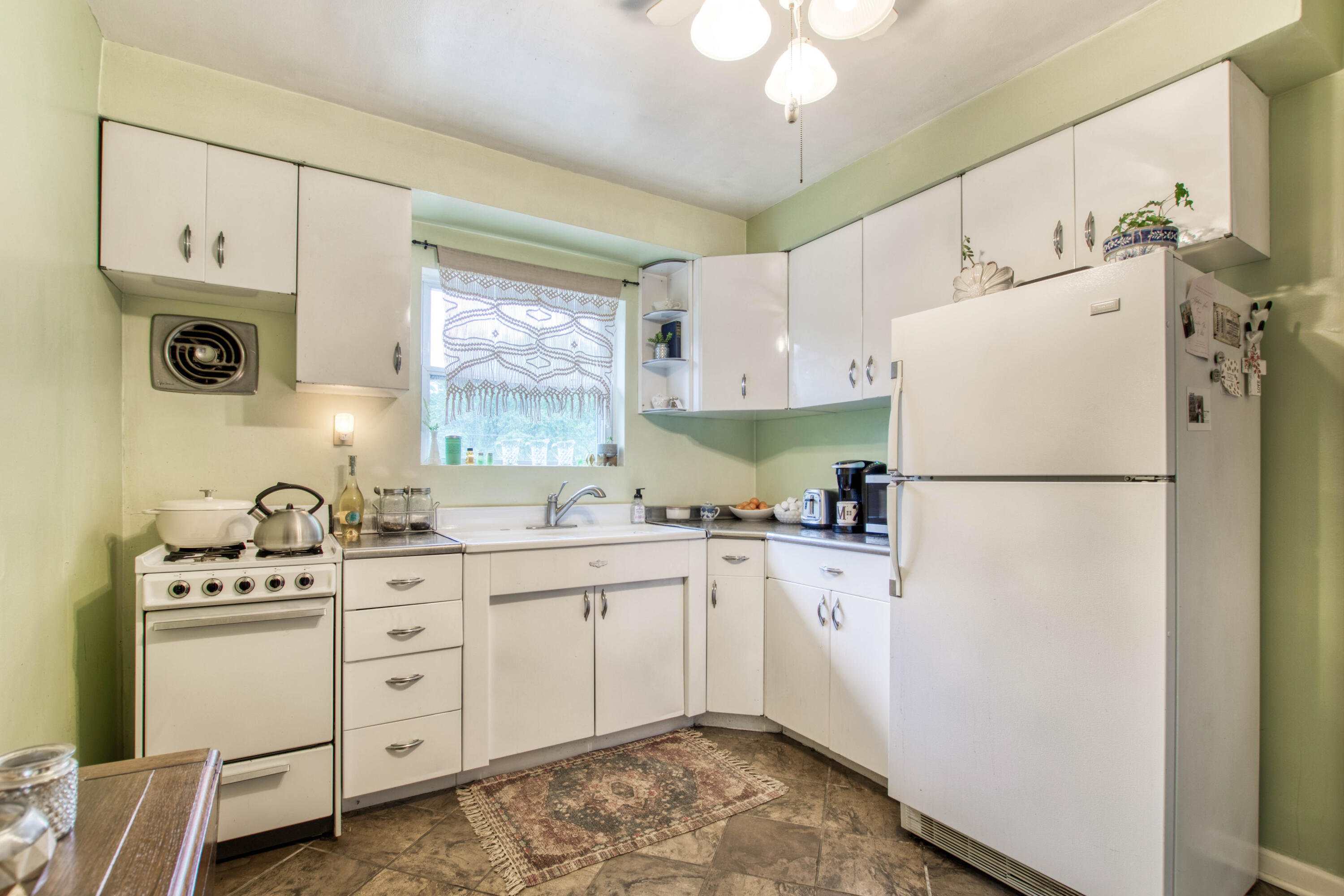 3025 E Main Street