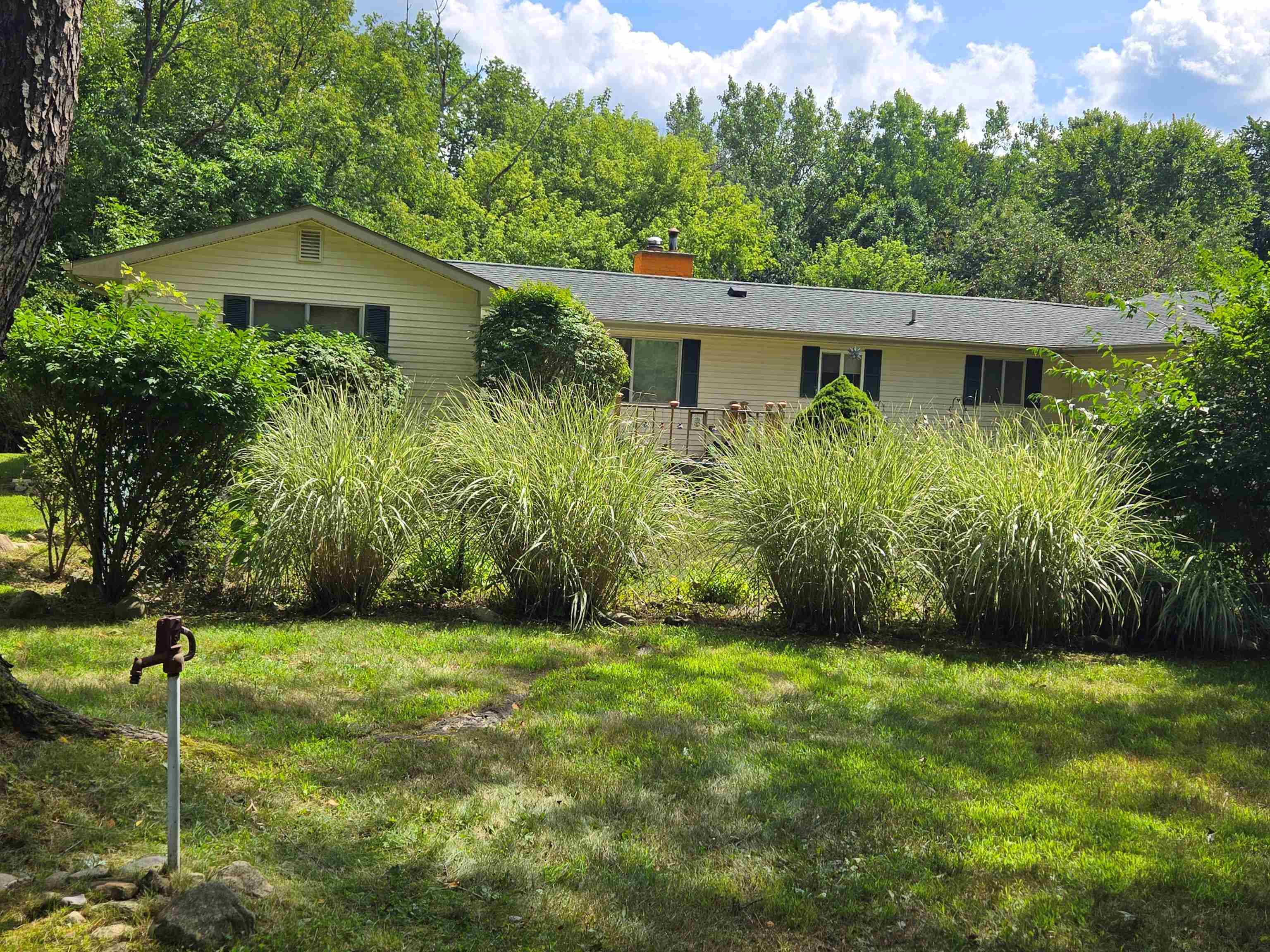 1640 Hendrie Road Road