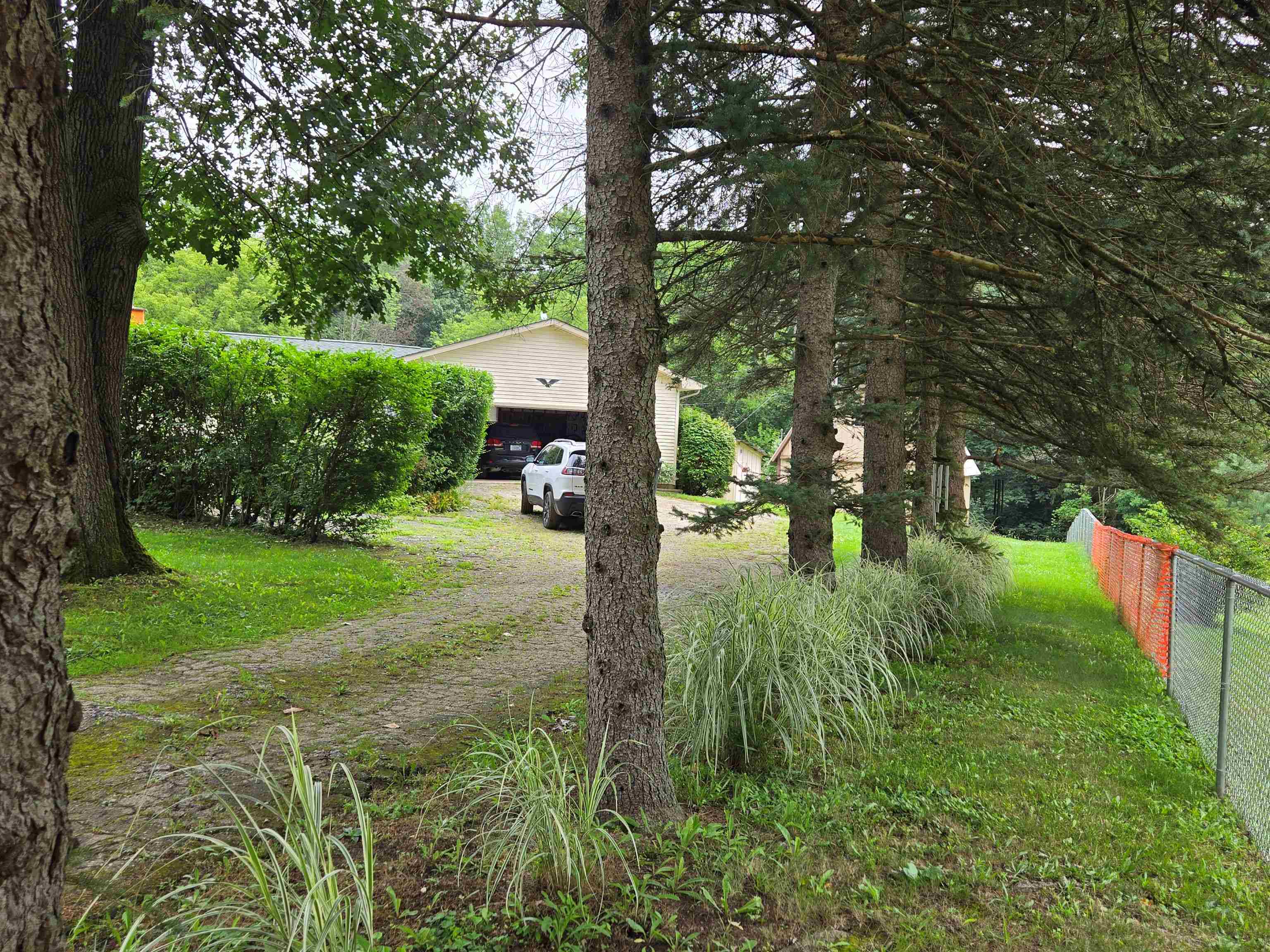 1640 Hendrie Road Road