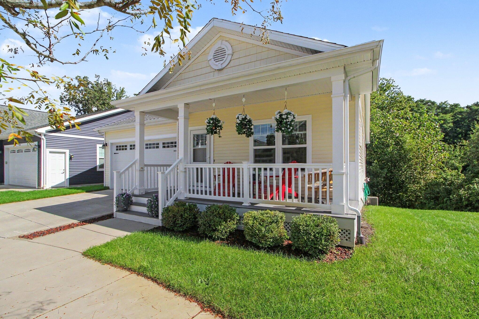 4482 Marie Therese Circle