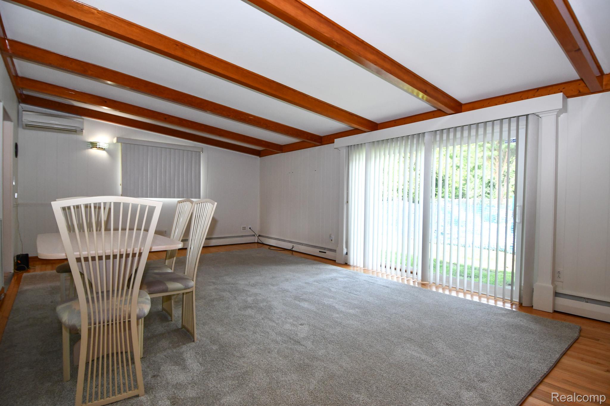 Genesee Charter Township, Michigan 48506, United States, 3 Bedrooms Bedrooms, ,2 BathroomsBathrooms,Residential,Active,210384