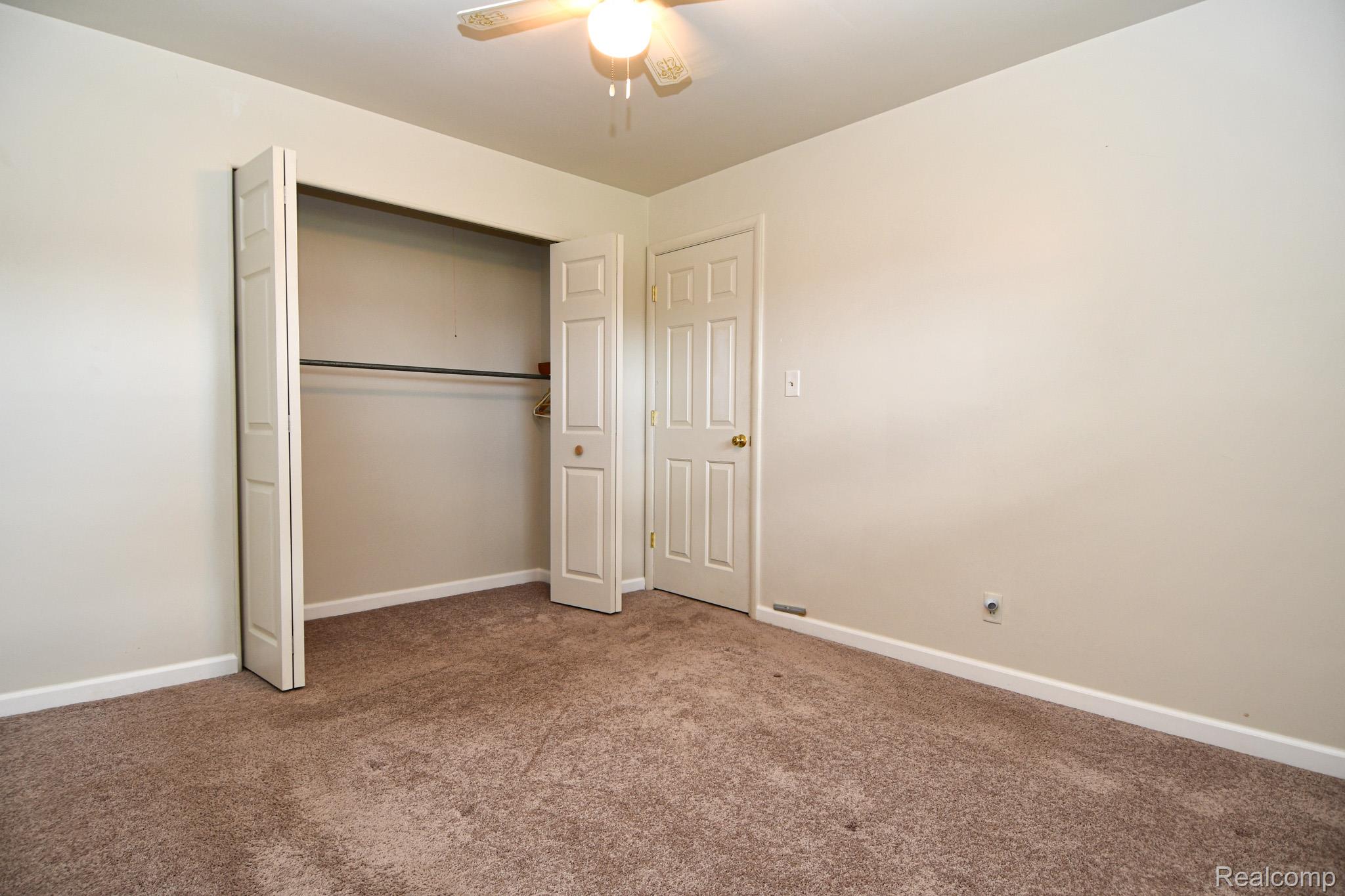 Genesee Charter Township, Michigan 48506, United States, 3 Bedrooms Bedrooms, ,2 BathroomsBathrooms,Residential,Active,210384