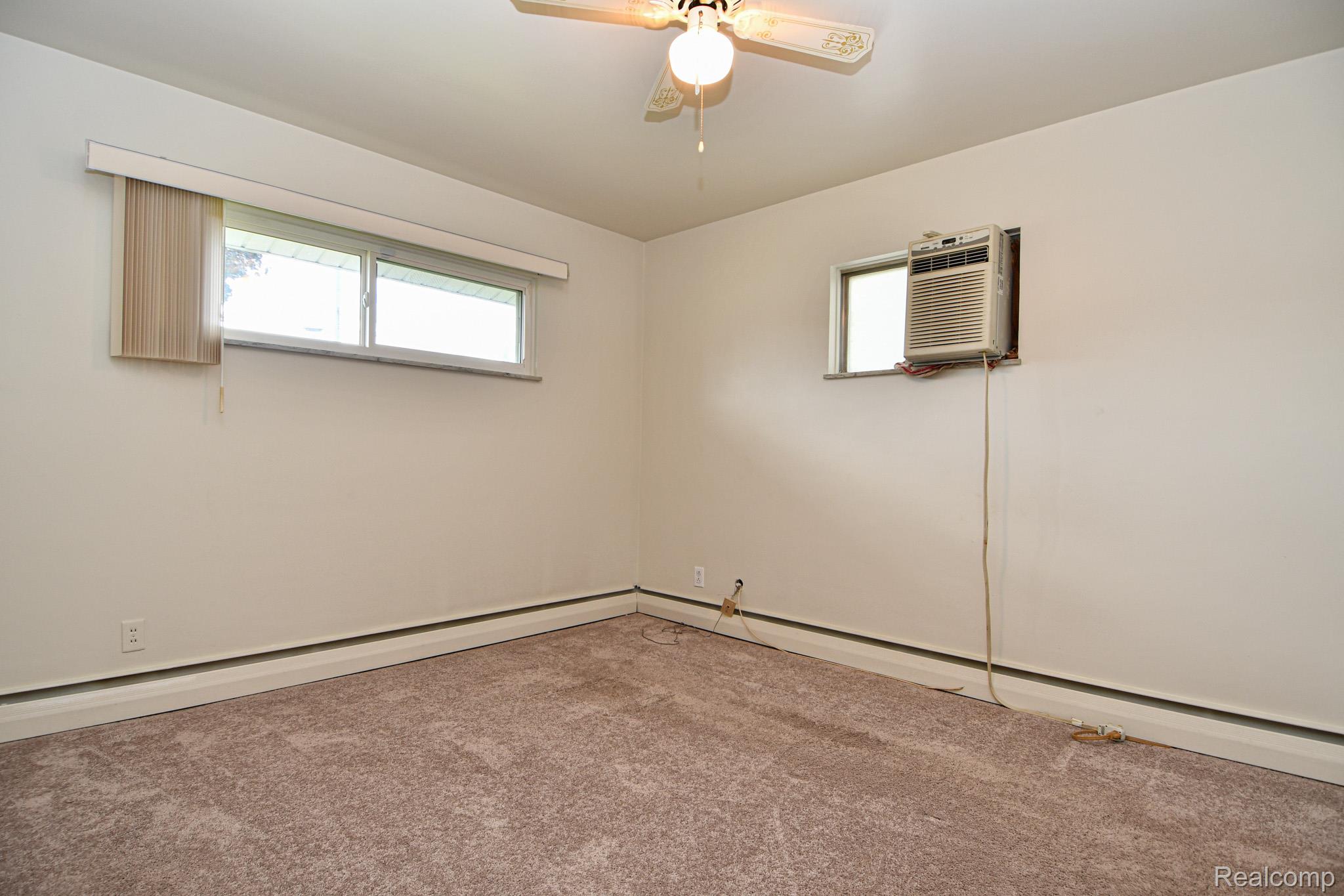 Genesee Charter Township, Michigan 48506, United States, 3 Bedrooms Bedrooms, ,2 BathroomsBathrooms,Residential,Active,210384