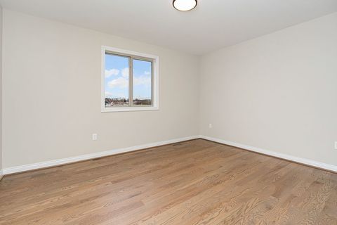 A home in TroyCity_Oakland