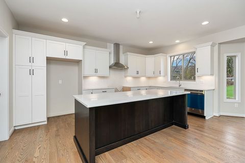 A home in TroyCity_Oakland
