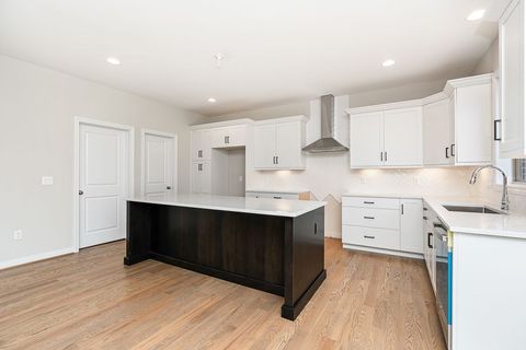 A home in TroyCity_Oakland